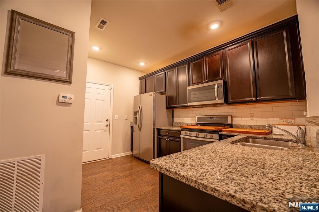 26 Dahlia Lane 413 - Photo 3