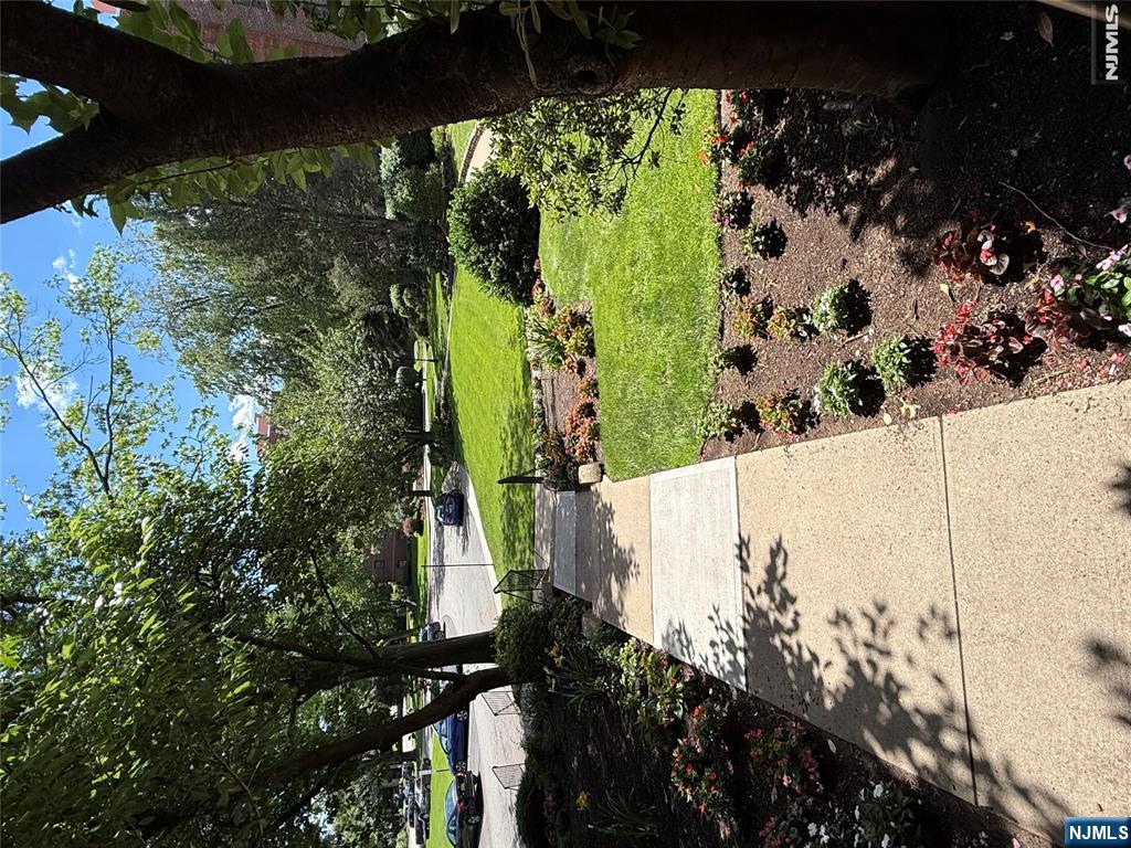 2339 Hudson Terrace E-2 - Photo 2