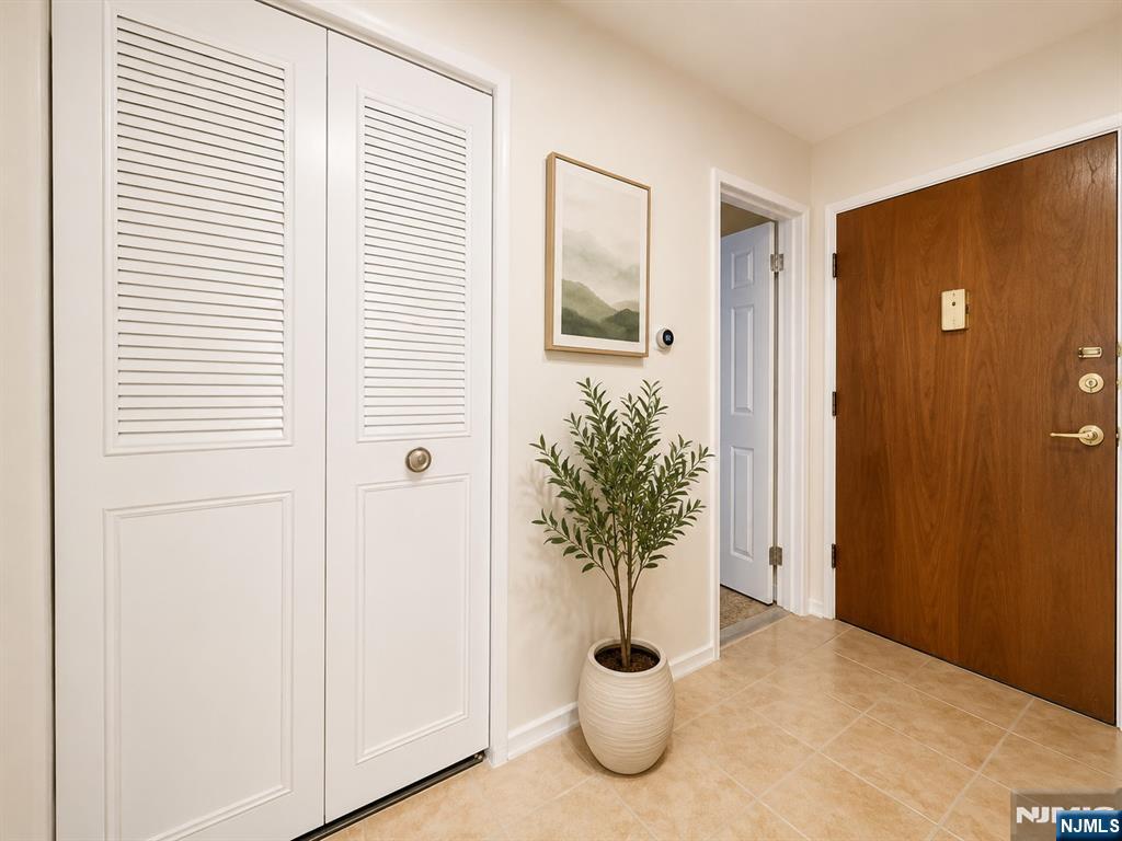 255 Schuyler Avenue 4 - Photo 5
