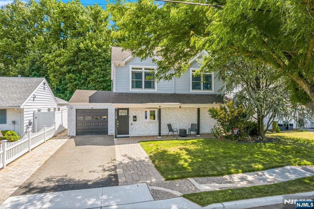 118 Howard Avenue - Photo 2