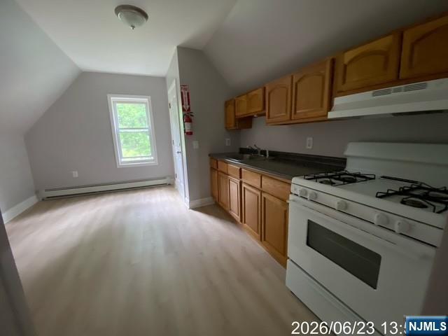 171 Seymour Avenue 3 - Photo 13