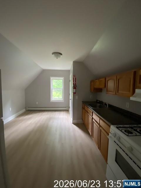 171 Seymour Avenue 3 - Photo 14