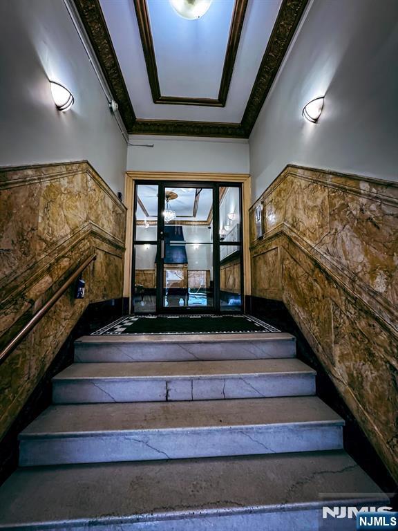 303 Hamilton Avenue Bas 1 - Photo 5