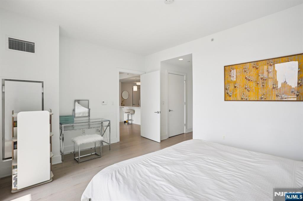 9 Ave At Port Imperial 513 - Photo 15