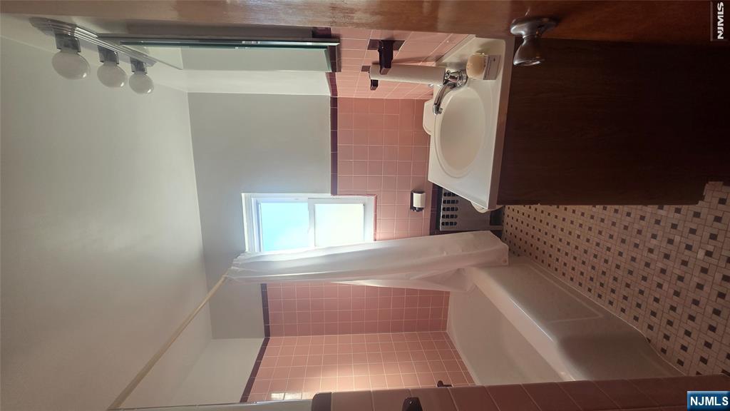 317 E Harriet Avenue 2nd fl - Photo 4