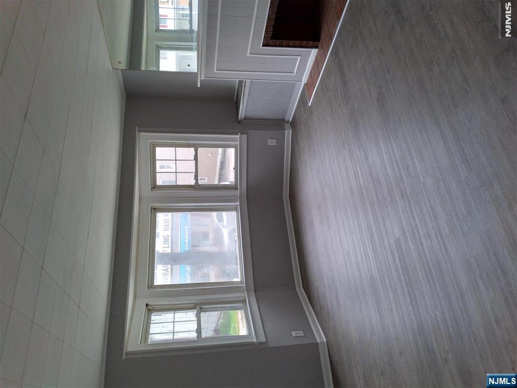 81 Mountainview Boulevard A - Photo 3