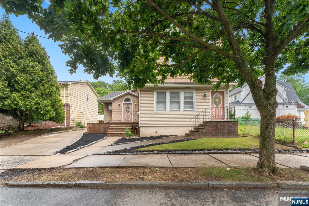 11 Stevenson Place - Photo 2
