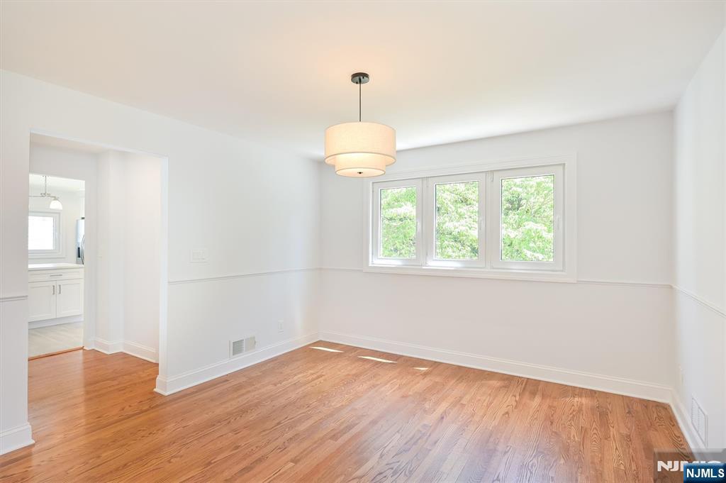 201 Dixon Avenue - Photo 5