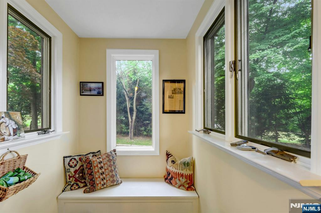112 Goodwin Terrace — photo 17