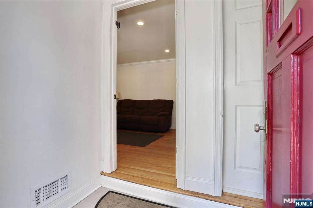 45 Webster Street - Photo 3