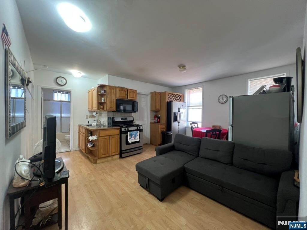 201 45th Street 504 - Photo 2