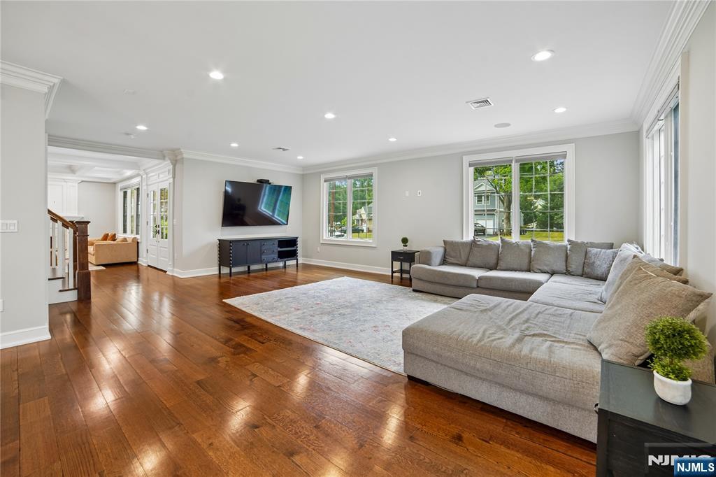 15 Fernwood Drive — photo 8