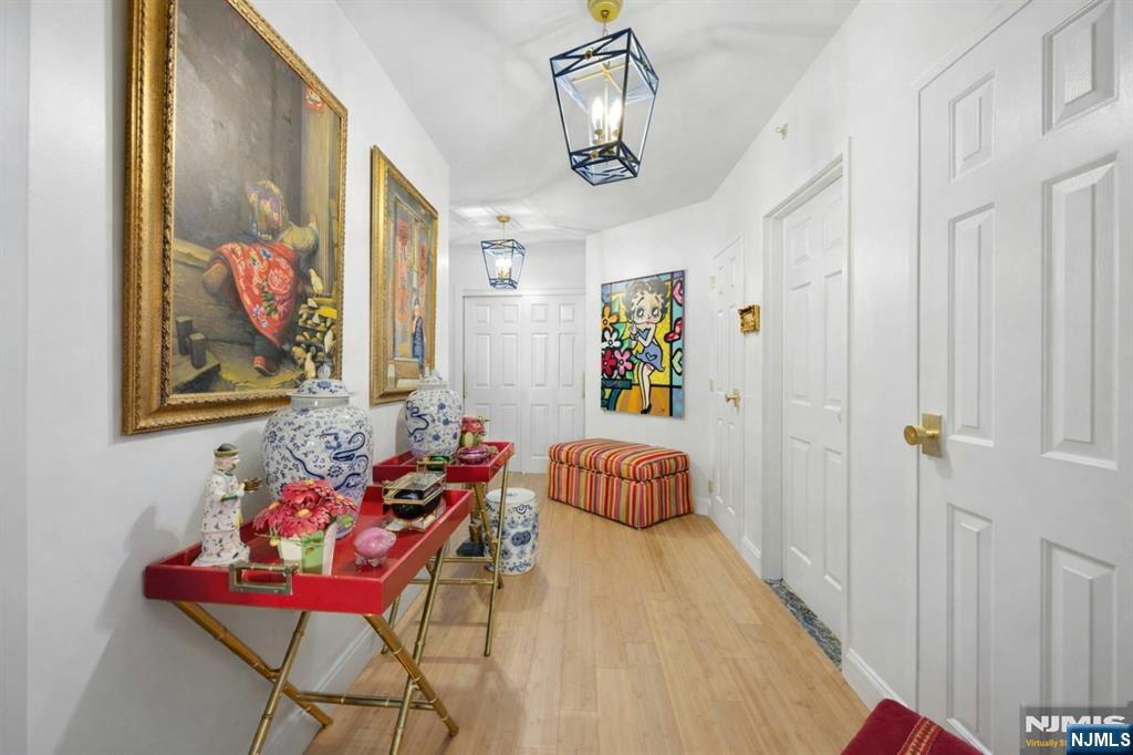 900 Palisade Avenue 17C - Photo 3