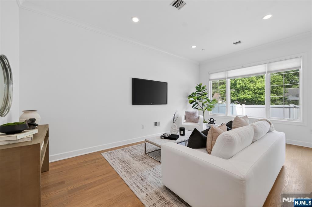 10 Gabriel Court - Photo 3