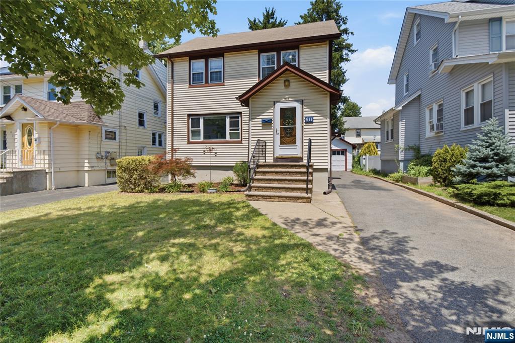611 Maple Avenue - Photo 4