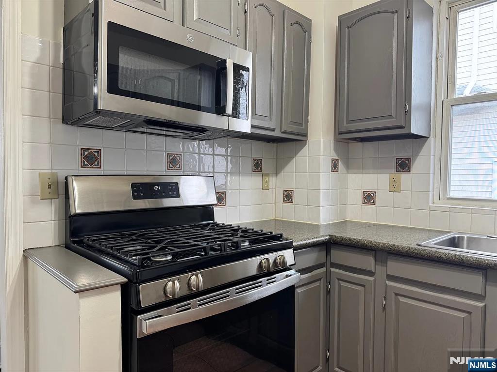 426 Columbia Avenue 2 - Photo 3
