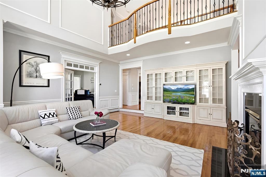 18 Henmar Drive — photo 11