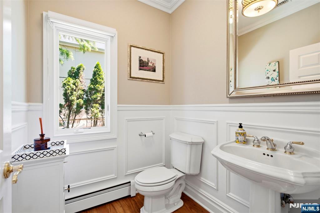 18 Henmar Drive — photo 9