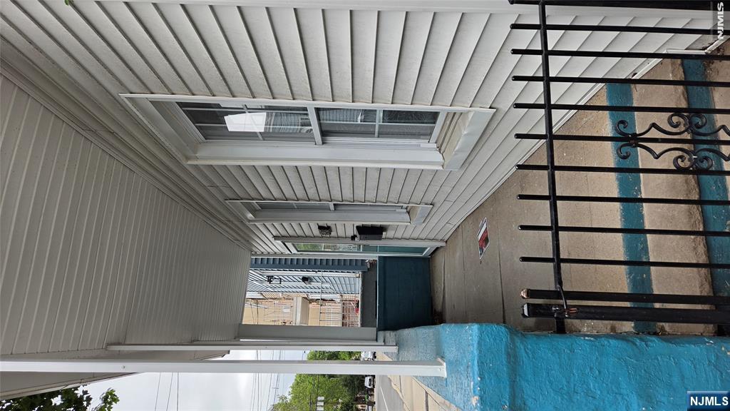 5913 Jefferson Street - Photo 4