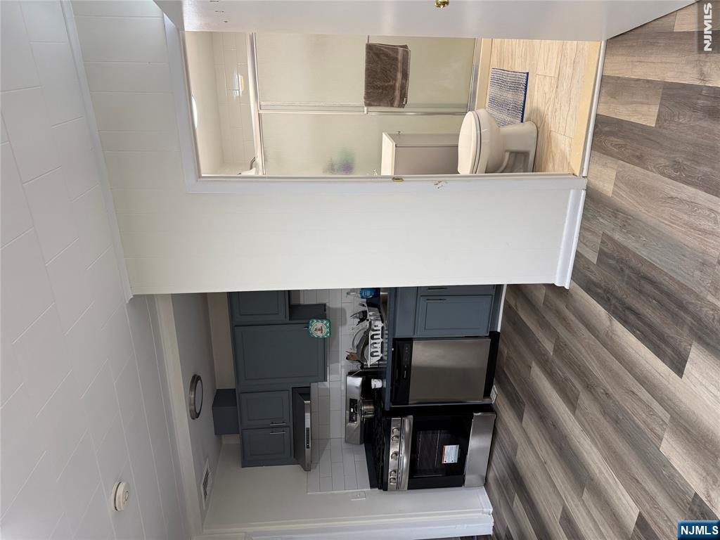 568 Lafayette Avenue 2 - Photo 3