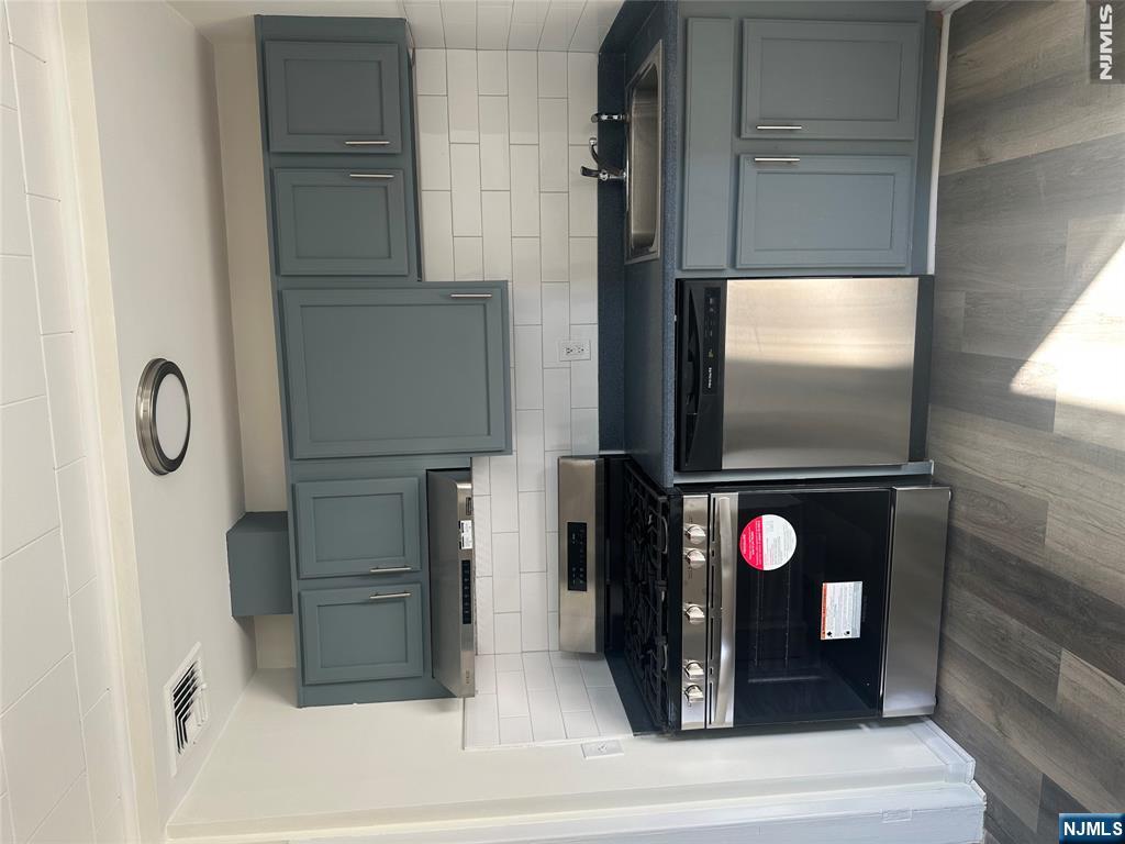 568 Lafayette Avenue 2 - Photo 5