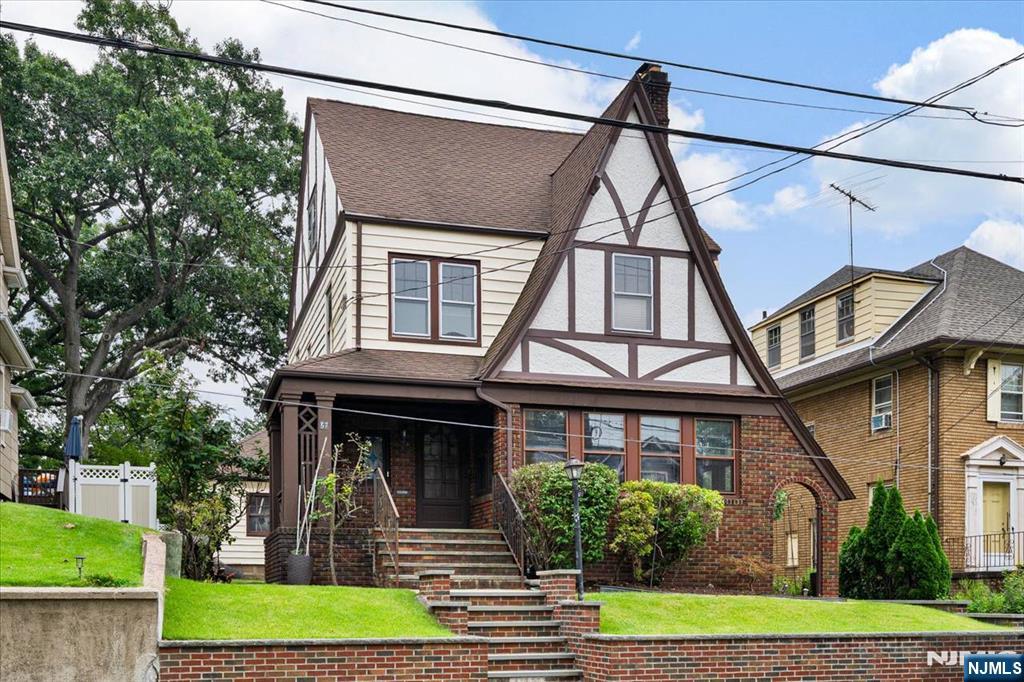 67 Montross Avenue - Photo 1