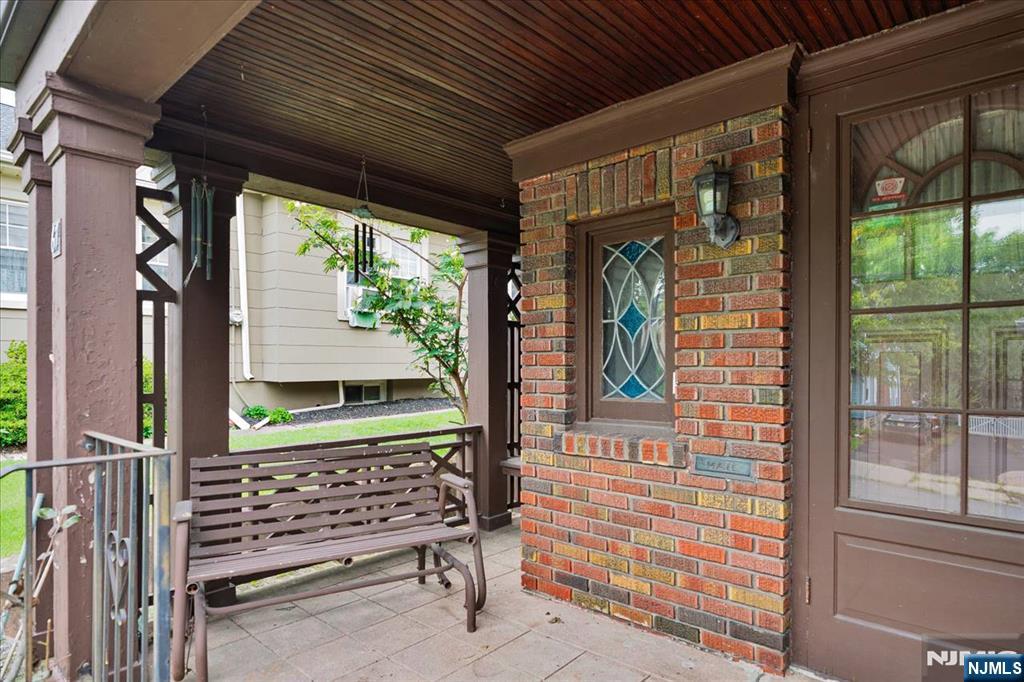 67 Montross Avenue - Photo 3