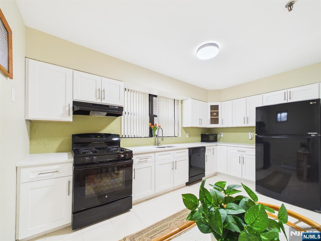 4905 Park Avenue 1C - Photo 4