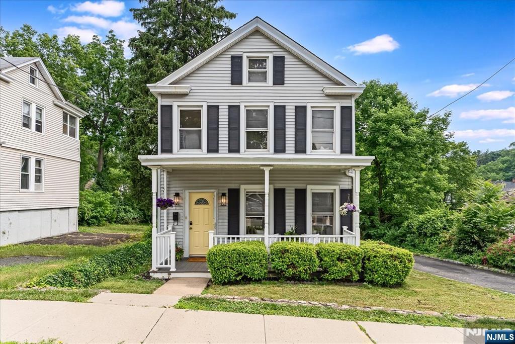 1 Locust Street - Photo 2