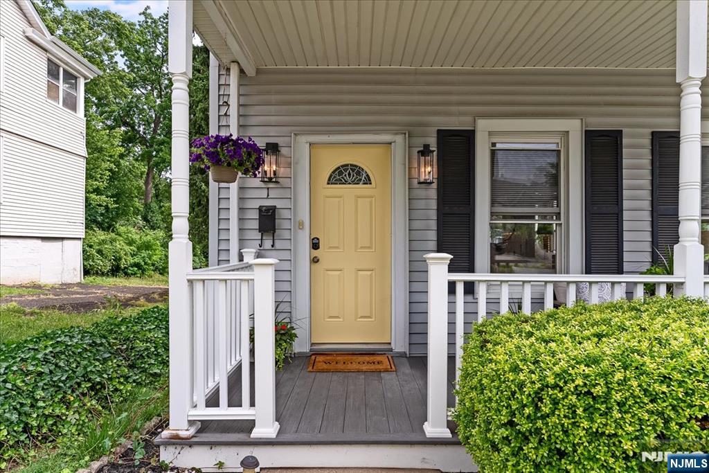 1 Locust Street - Photo 4