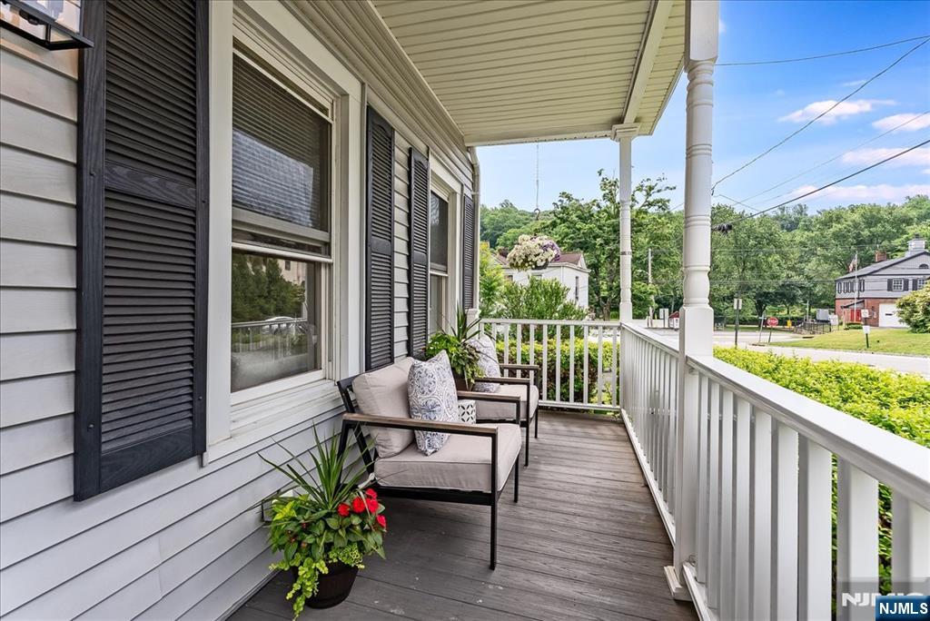 1 Locust Street - Photo 5