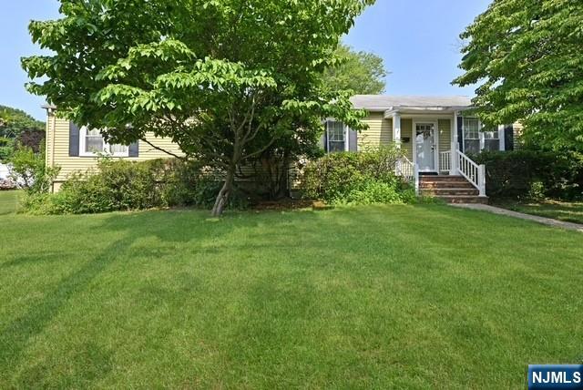 173 Walnut St, Northvale, NJ 07647