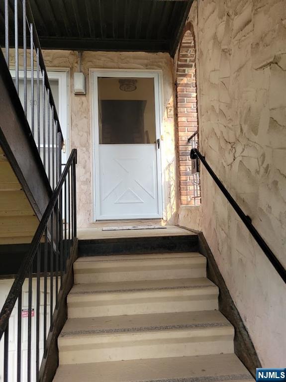 88 Hawthorne Avenue - Photo 3