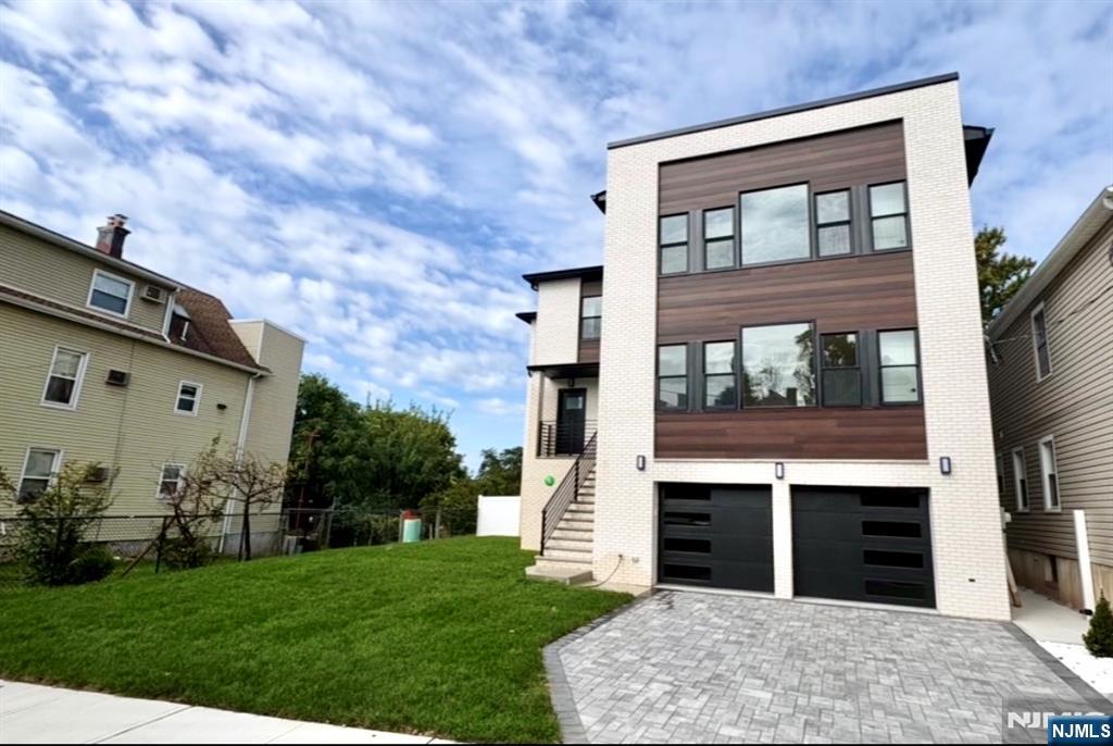 43 John Street - Photo 2