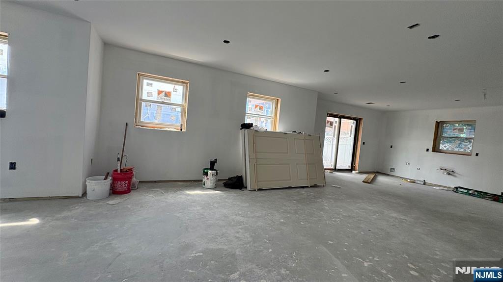43 John Street — photo 10