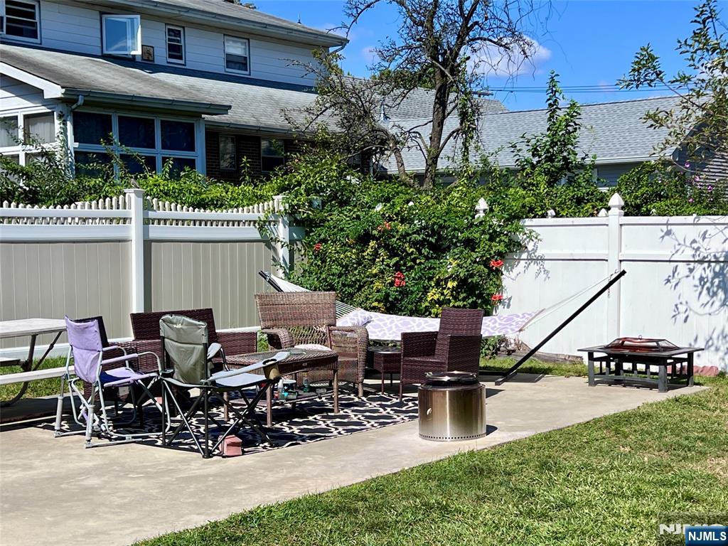 395 Taylor Avenue - Photo 3