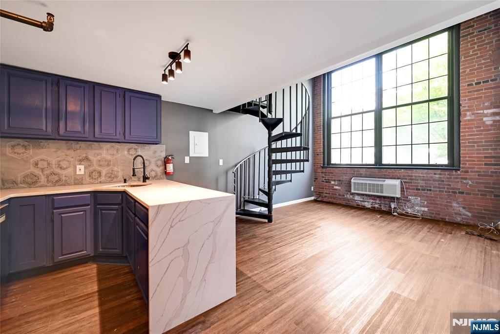 384 Trenton Avenue 3E - Photo 1