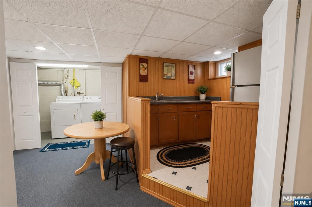 54 Haverhill Avenue - Photo 3