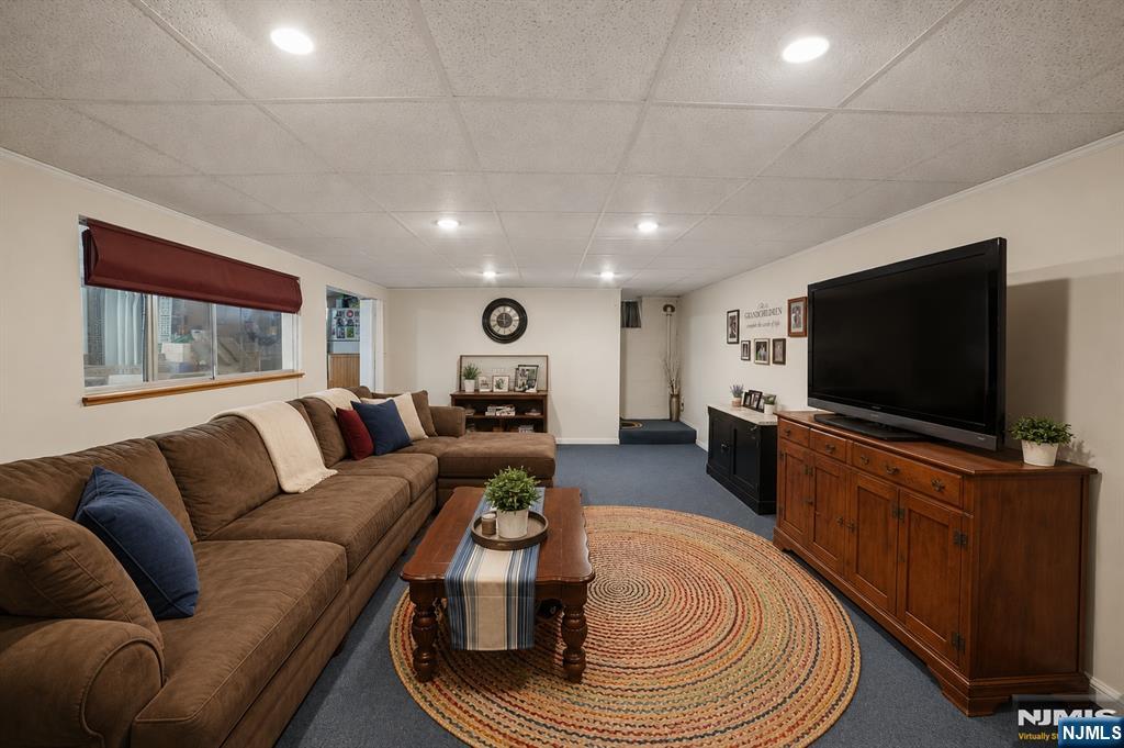 54 Haverhill Avenue - Photo 5