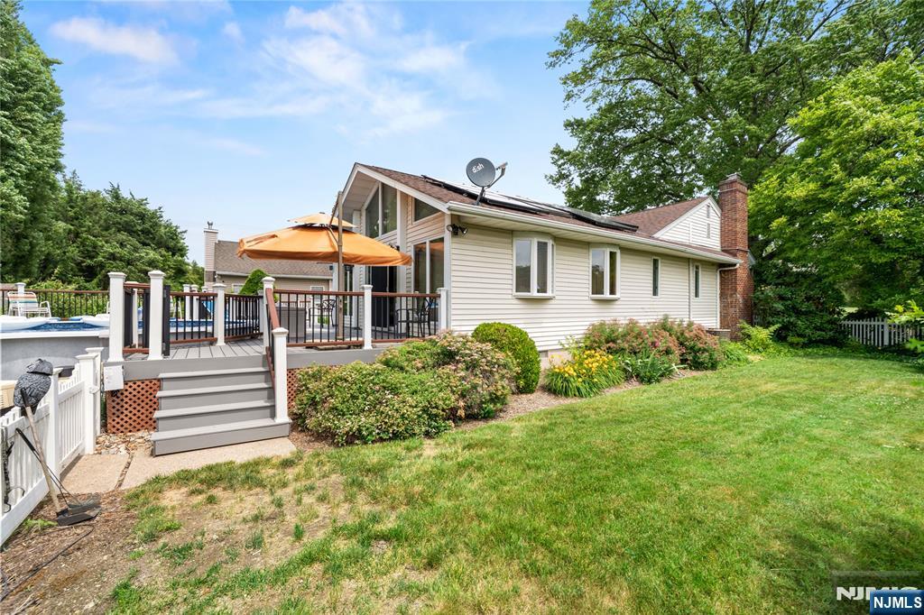 21 Ravine Avenue - Photo 2