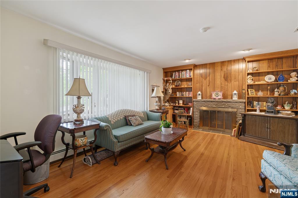 21 Ravine Avenue - Photo 4