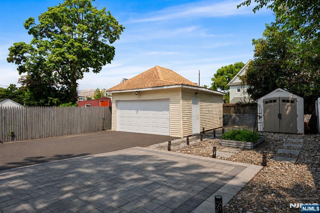 201 Prospect St, Englewood, NJ 07631