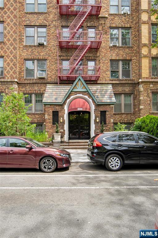 340 Fairmount Avenue 501 - Photo 1