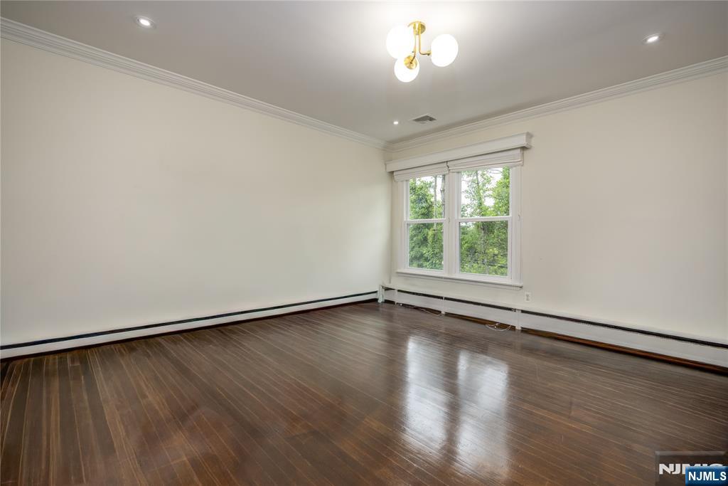 11 Gates Place — photo 25