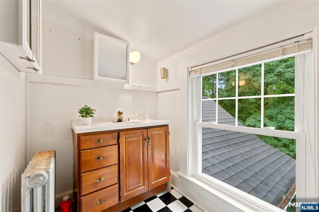 35 Glenside Road — photo 38