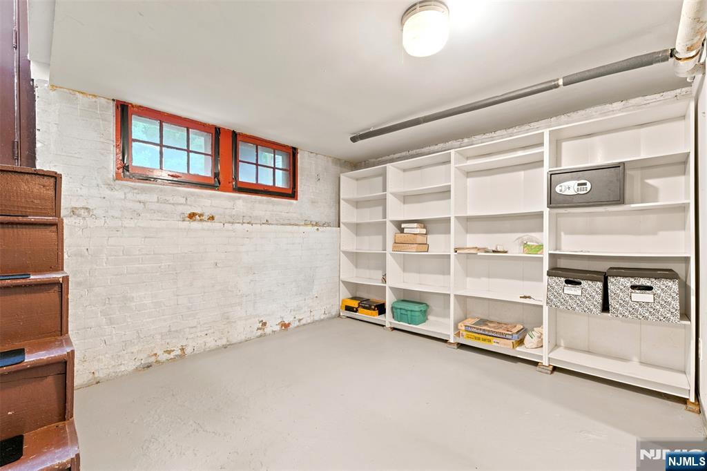 35 Glenside Road — photo 39
