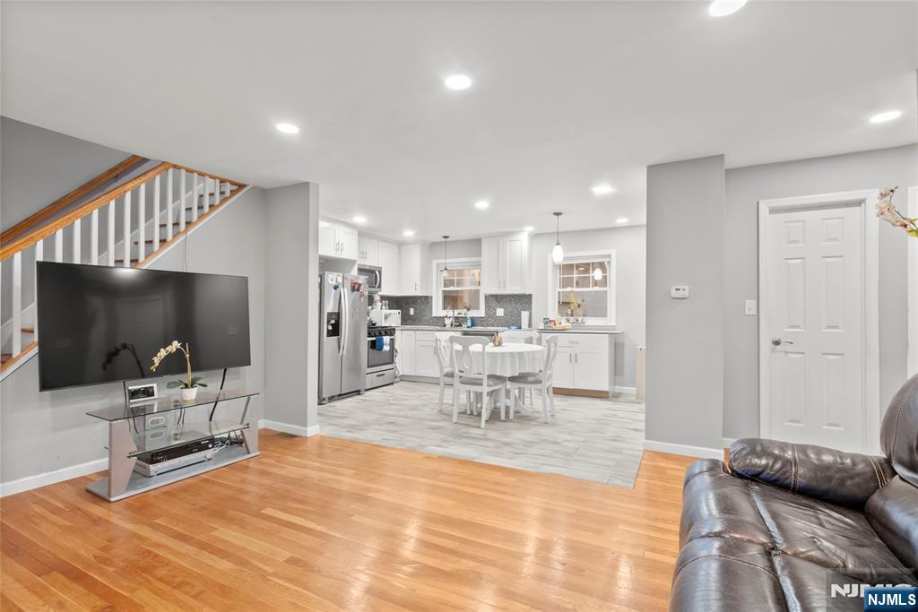 92 Anderson Avenue - Photo 4