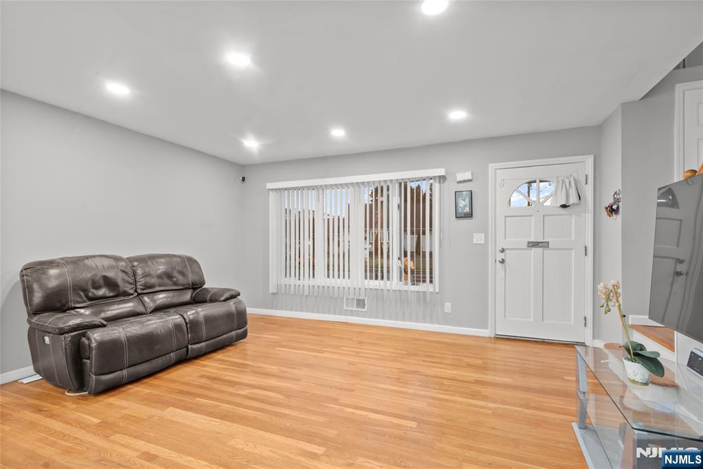 92 Anderson Avenue - Photo 5