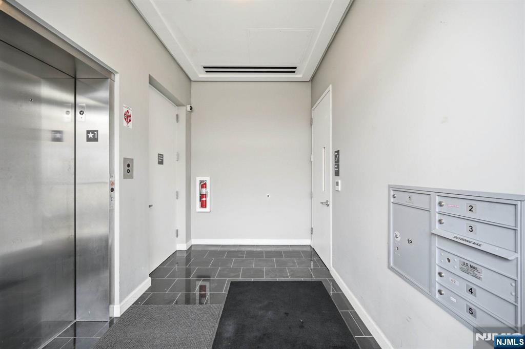 271 Millburn Avenue A - Photo 3