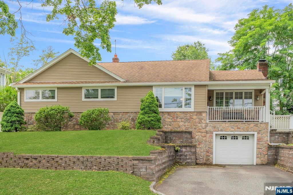 42 Heatherhill Road - Photo 1